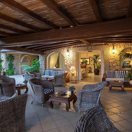 Hotel Boutique Su Sergenti 3*