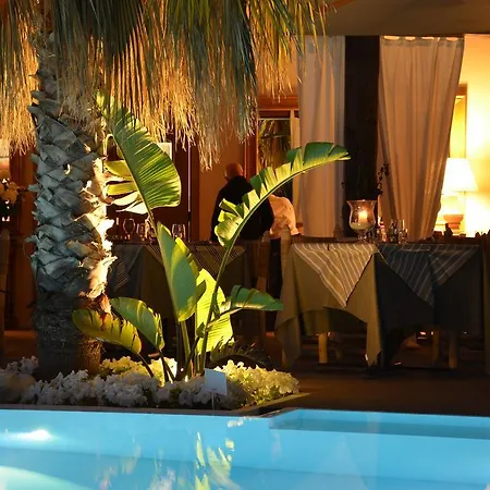 Boutique Su Sergenti 4*