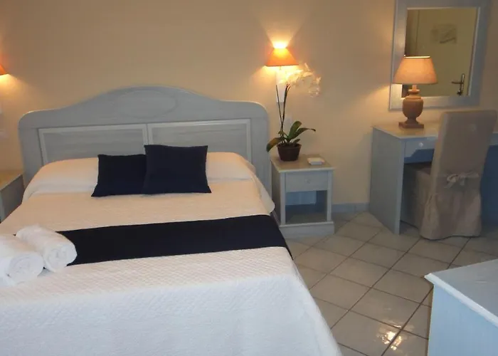 Hotel Boutique Su Sergenti 3*